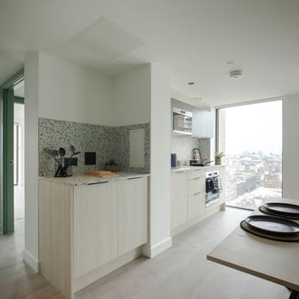 Premium En-suite - Image 10