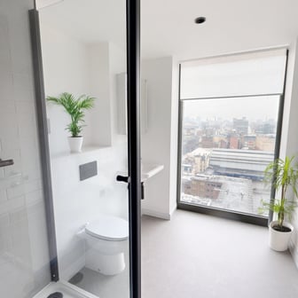 Penthouse Premium En-suite - Image 4