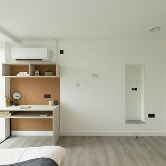 Premium En-suite - Image 6