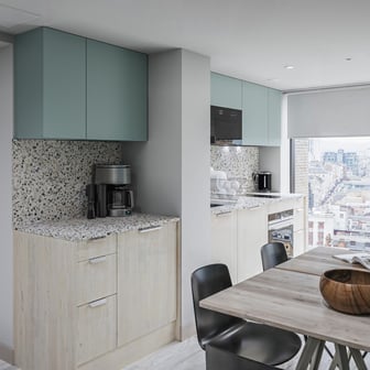 Penthouse En-suite - Image 6