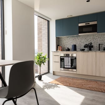 One Bed Apartment - Image 4