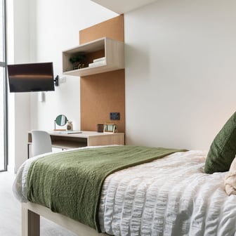 Penthouse Studio - Image 2