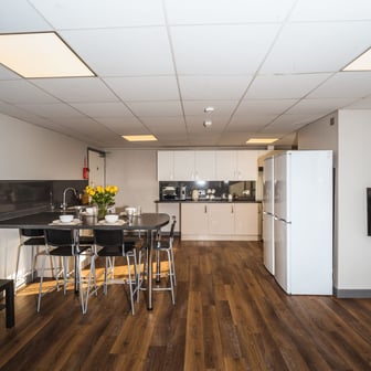 En-Suite With Premium Kitchen - Image 2