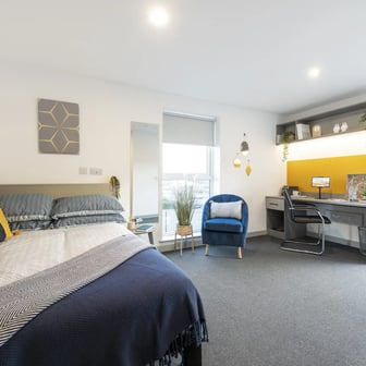 Platinum Ensuite - Image 1