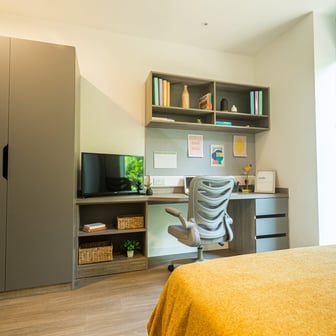 Deluxe En-suite - Image 2