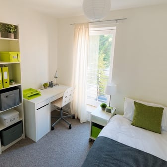 Standard – 3 Bed Flat - Image 1