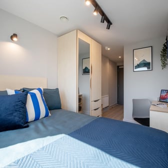 9 Bed Standard Ensuite - Image 2