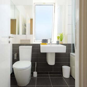 2 Bed Flat With Study - Image 5