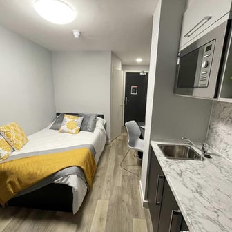 Premium Studio - Image 3