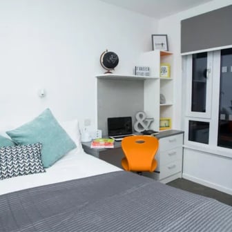 Executive Studio - Image 2