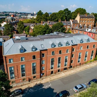 Deluxe Studio - Image 3