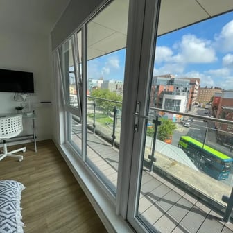 Balcony Room - Image 1