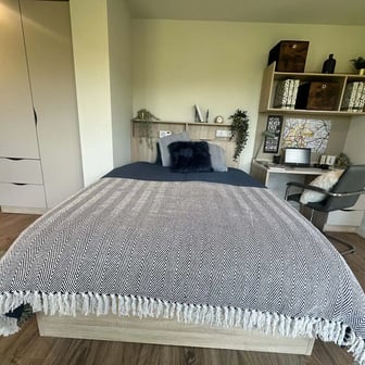 Gold Studio - Image 1