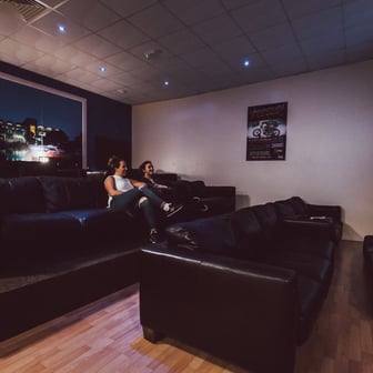 En-Suite With Standard Kitchen - Image 5