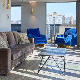 Super Deluxe Studio - Image 12