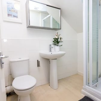 1 Bed Flat - Image 3