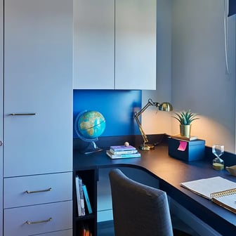 Deluxe Accessible Studio - Image 7