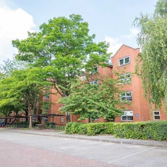 Standard Ensuite - Image 9