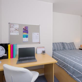 Single Bed Flat - Image 3