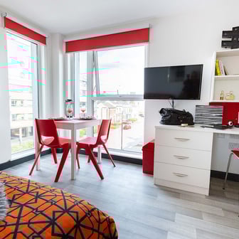 Deluxe Studio - Image 4