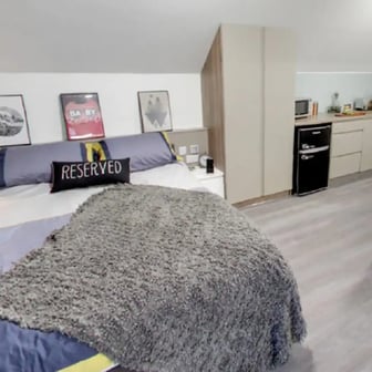 Standard Studio  - Image 1