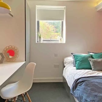 Studio Plus - Image 6