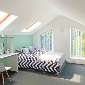 Double Deluxe - Image 2