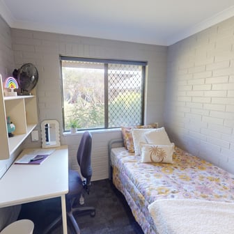 South Two Bedroom Shared Apartment - Image 2