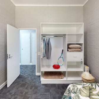 South Eight Bedroom Shared Apartment - Image 3