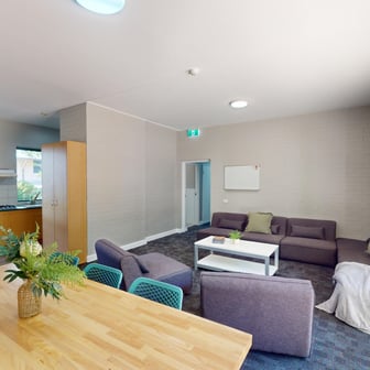 South Eight Bedroom Shared Apartment - Image 7