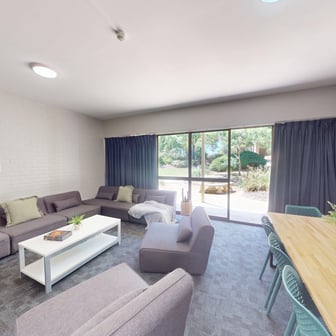 South Eight Bedroom Shared Apartment - Image 6