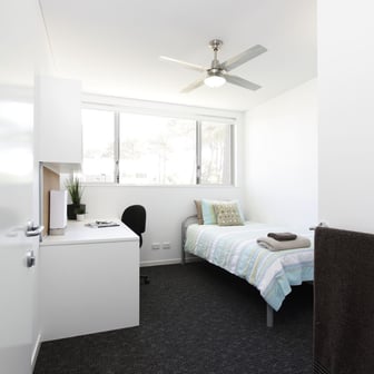 North Five Bedroom Shared Apartment - Image 2