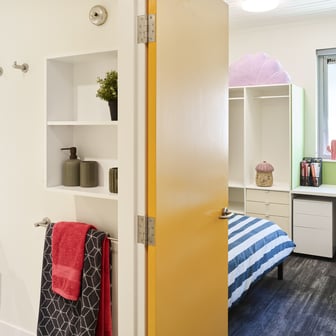 Standard Ensuite Shared Apartment - Image 1