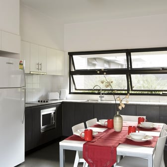 Standard Five Bedroom Shared Apartment - Image 4