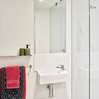 Superior Studio Apartment with Balcony - Image 4