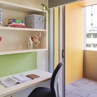 Superior Studio Apartment with Balcony - Image 2