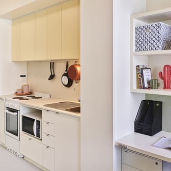 Superior Studio Apartment with Balcony - Image 3