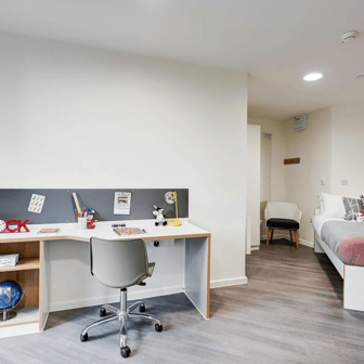 Platinum Studio - Image 1