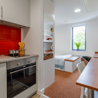 Silver Studio - Image 1