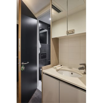 Private Bedroom - Summer Room - Image 4