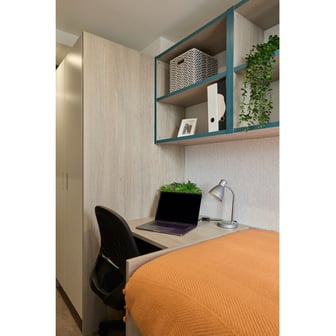 Private Bedroom - Summer Room - Image 2