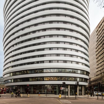 Ensuite Bedroom - Westminster Bridge - Image 1