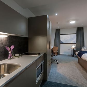 Studio - Bronze - Image 2