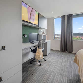 Studio - Silver - Image 6