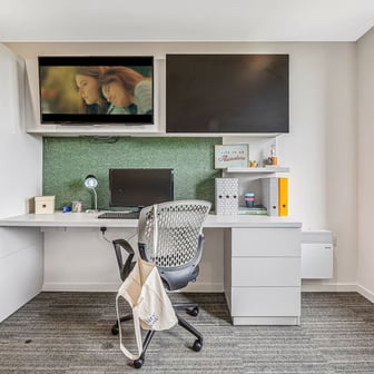 Studio - Silver - Image 1