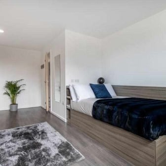 Ensuite Platinum - Image 1