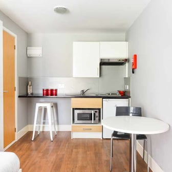 Studio Silver - Image 1