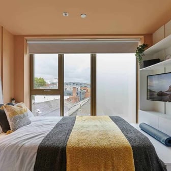 Bronze Studio - Image 1