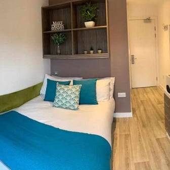 Ensuite Bronze - Image 1