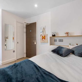 Platinum Plus En-suite - Image 1